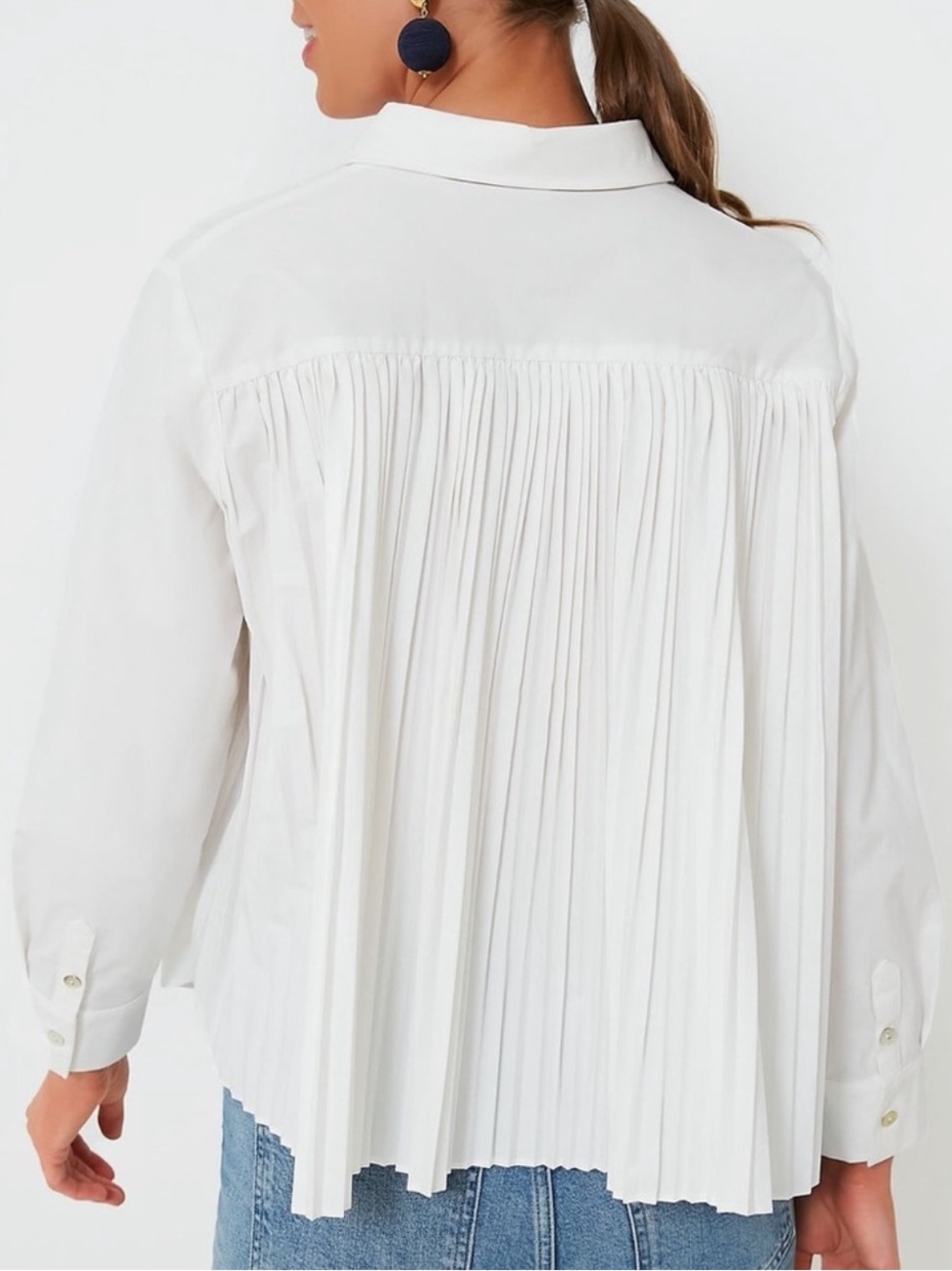 Tuckernuck/Pomander Place White Pleated-Back Button-Down Shirt, Size Large, EUC